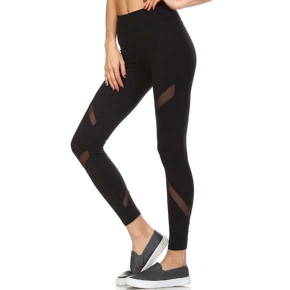 🔥Black Mesh Insert Leggings - Picture 3 of 6